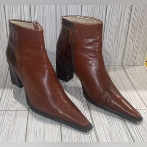 BCBG Girls “MAX AZIRA” Western Ankle Boots Size 7